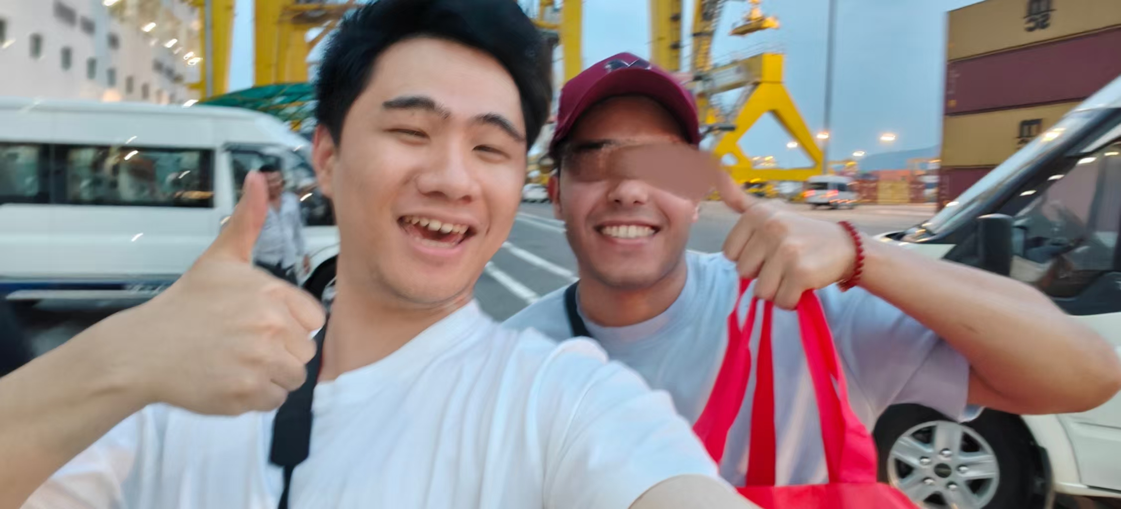 深度访谈场景一：与海外消费者面对面交流